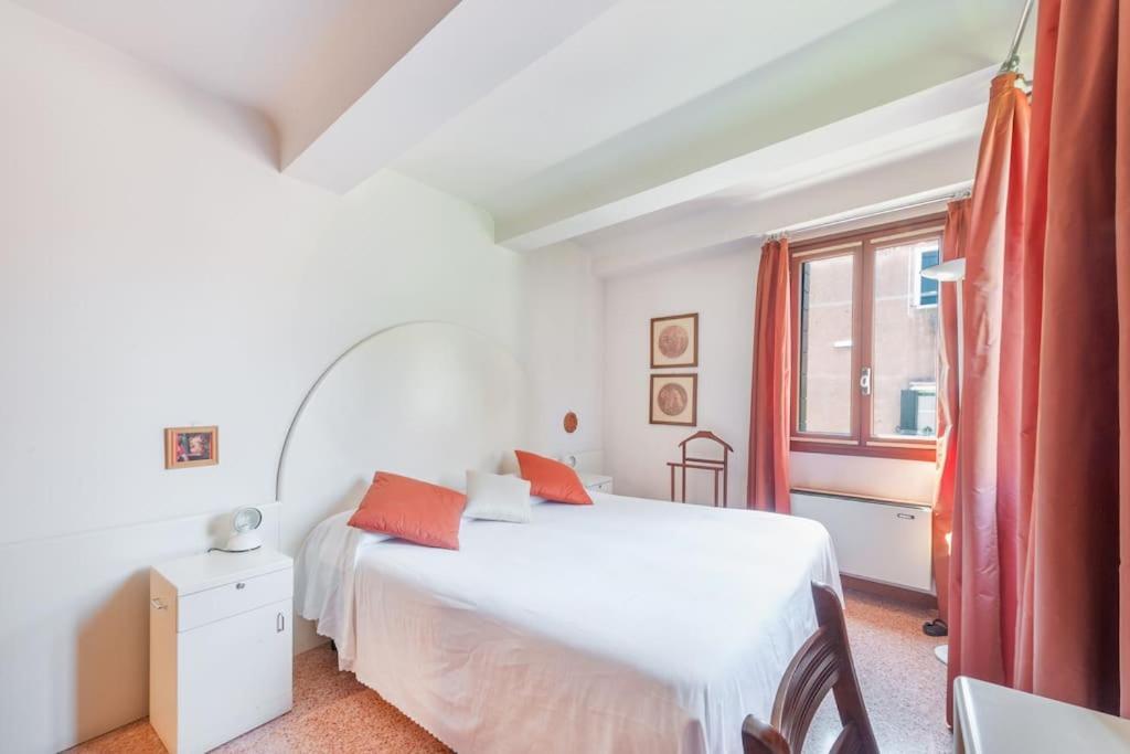 Ca' De La Comare, Relaxing And Elegant Apartment On Canal Grande Венеция Экстерьер фото