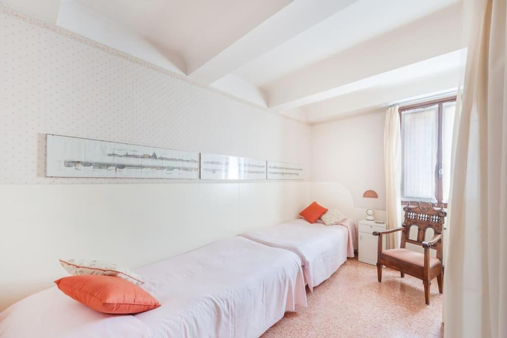 Ca' De La Comare, Relaxing And Elegant Apartment On Canal Grande Венеция Экстерьер фото